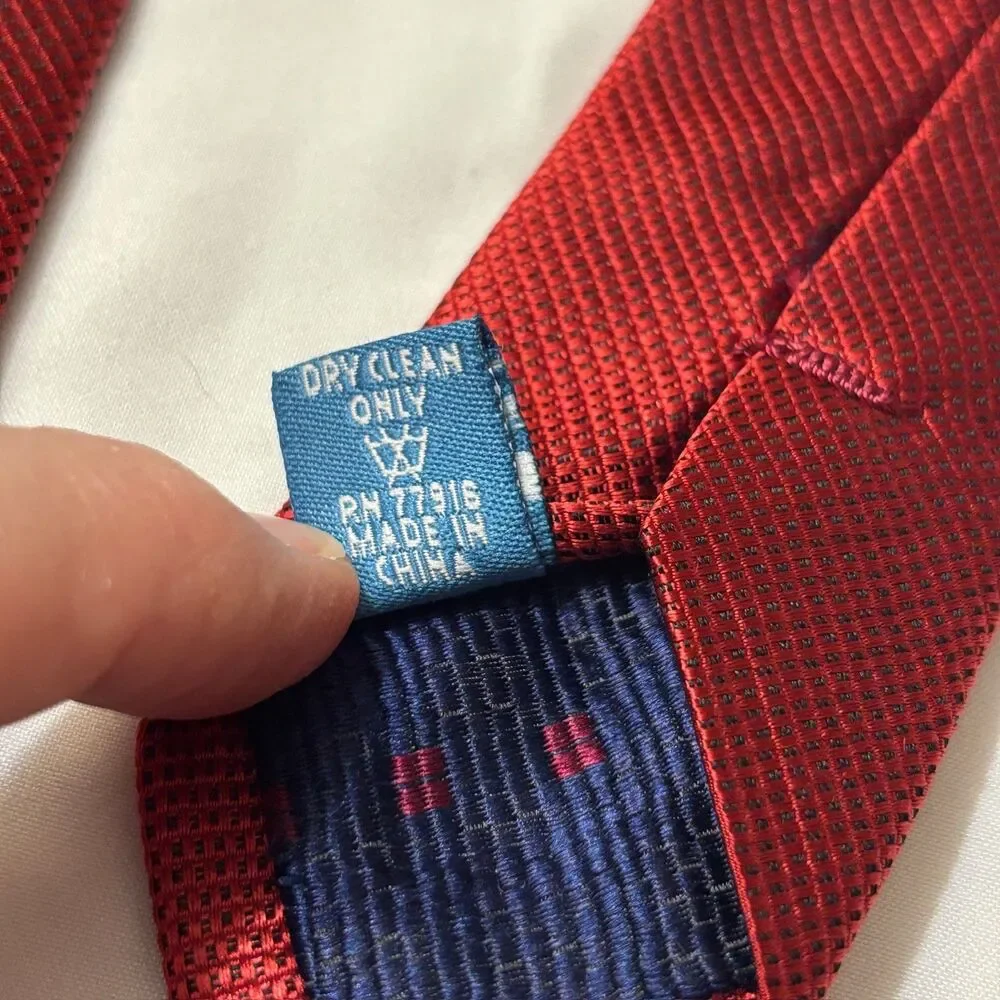Vintage Haines & Bonner of London Red 100% Silk Tie Textured Jacquard Geometric - Picture 3 of 5